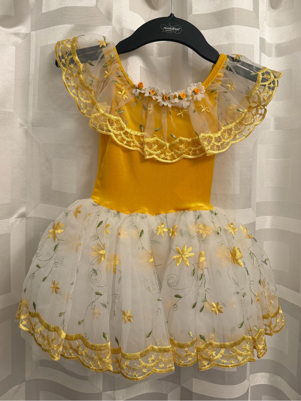 Revolution Dancewear yellow daisy tutu ballet dance leotard Costume size small